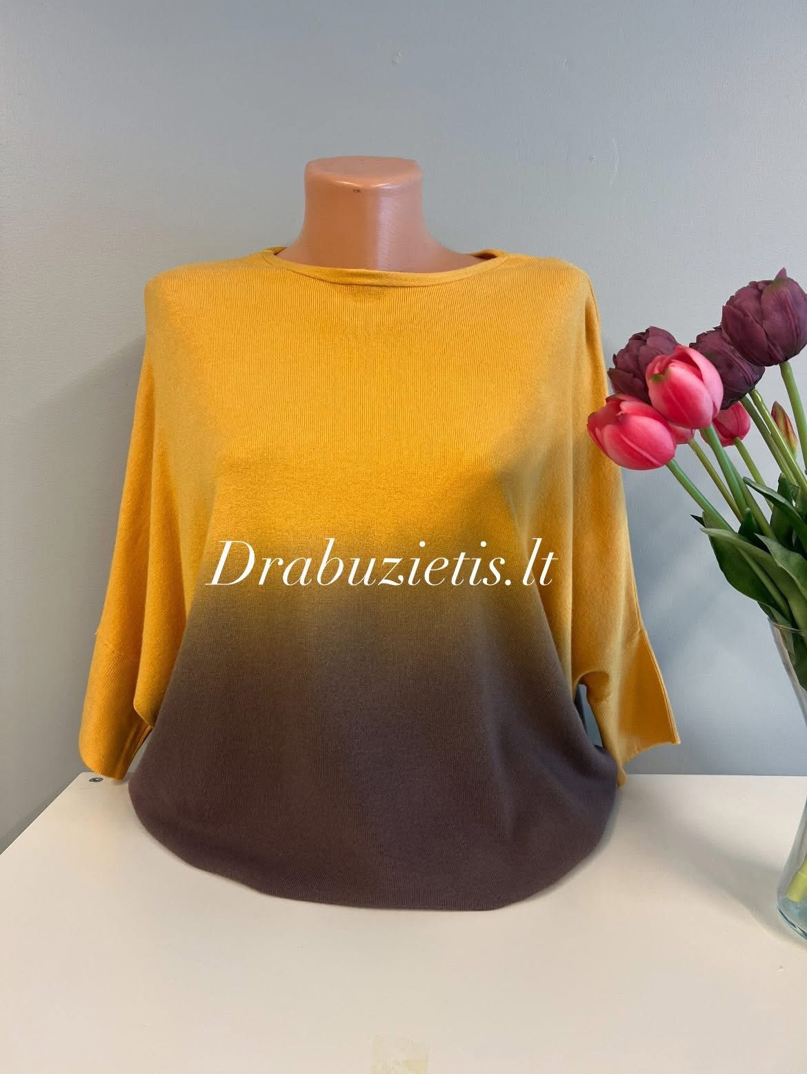 Dvispalvis megztinis krūtinei iki 130cm