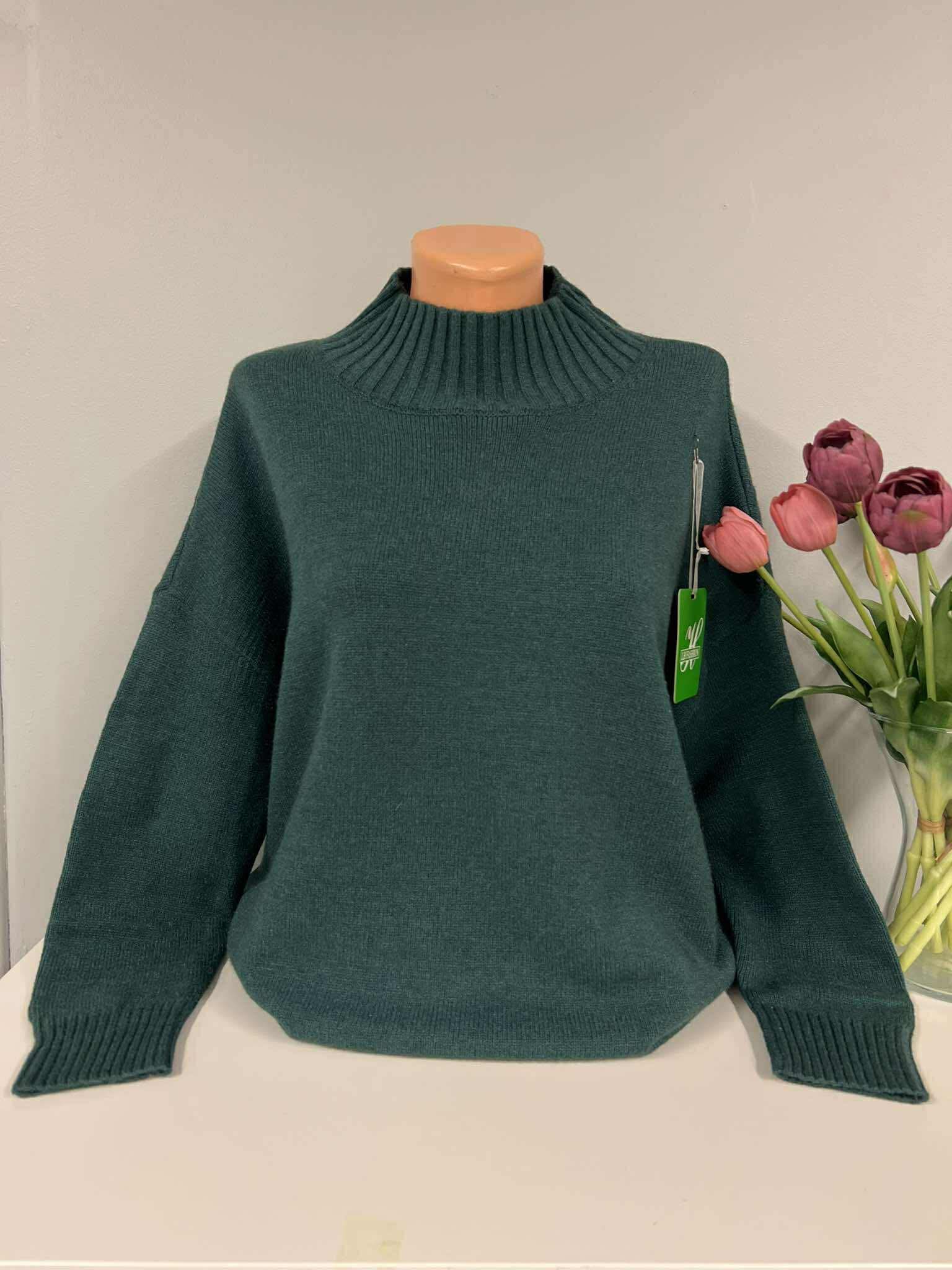 Tamsiai žalias megztinis S/M krūtinei iki 134cm