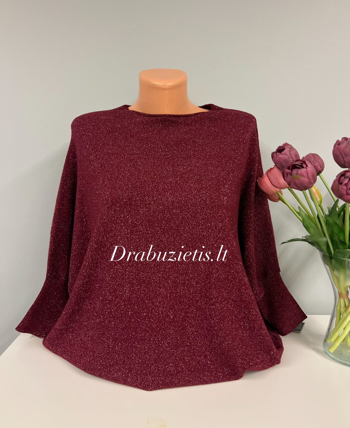 Vyšninės spalvos blizgus megztinis krūtinei iki 130cm