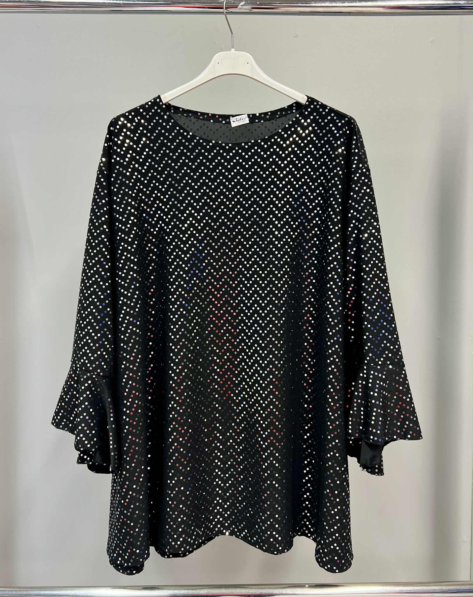 Juoda palaidinė krūtinei iki 140cm