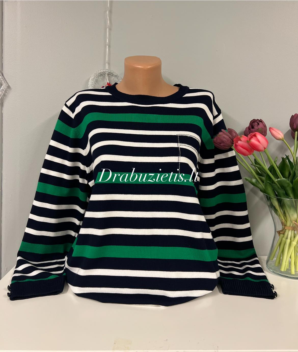 Dryžuotas megztinis XL/2XL krūtinei iki 116cm