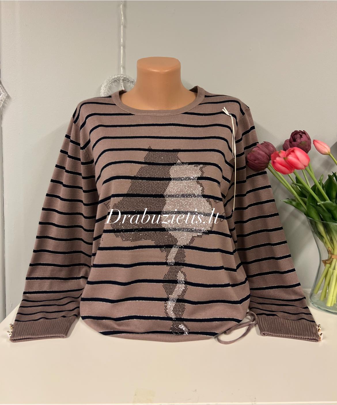 Dryžuotas megztinis ,,Katinai,, XL/2XL krūtinei iki 114cm