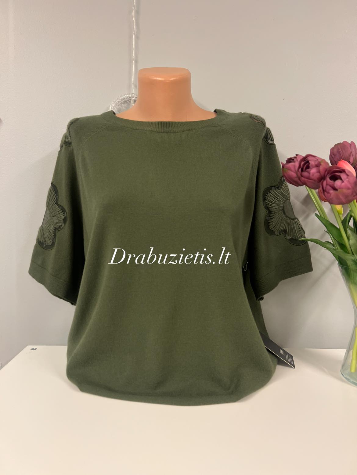 Megztinis dekoruotom rankovėm L krūtinei iki 120cm