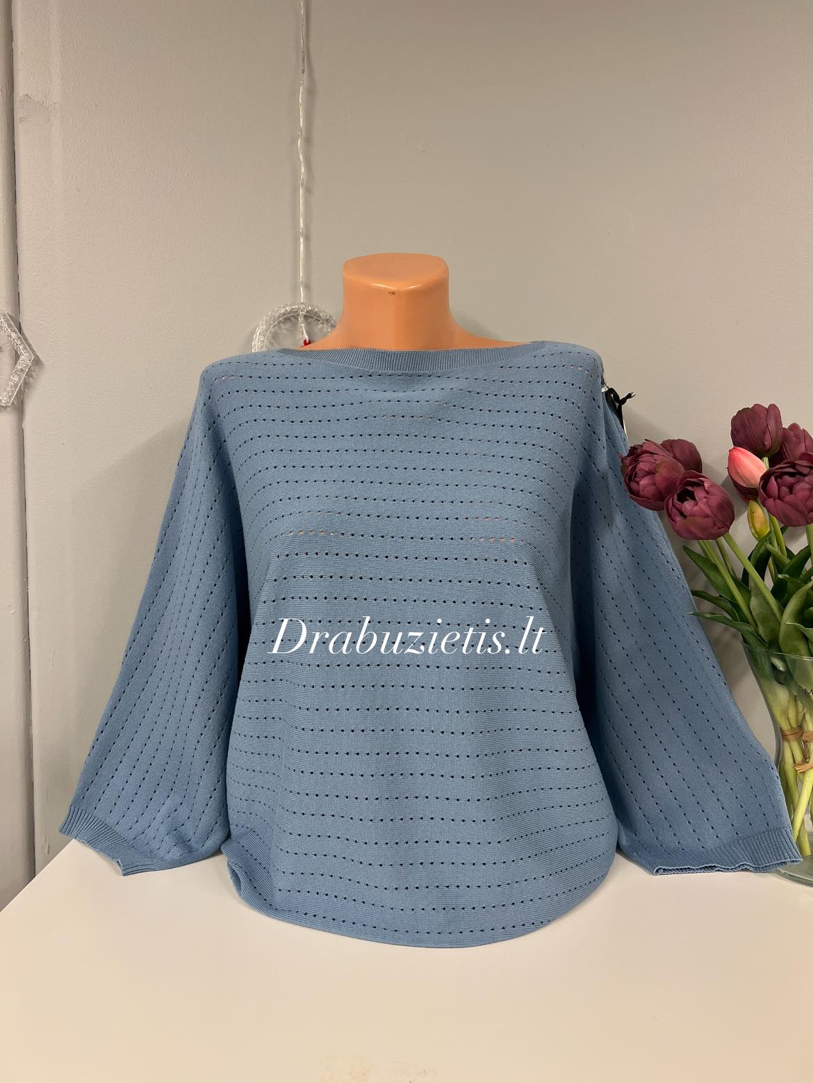 Melsvas megztinis XL/2XL krūtinei iki 116cm