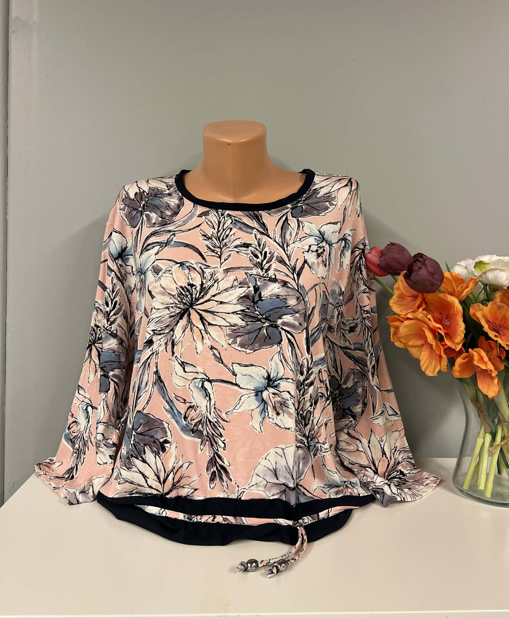 Gėlėta palaidinė 54, 56 d.