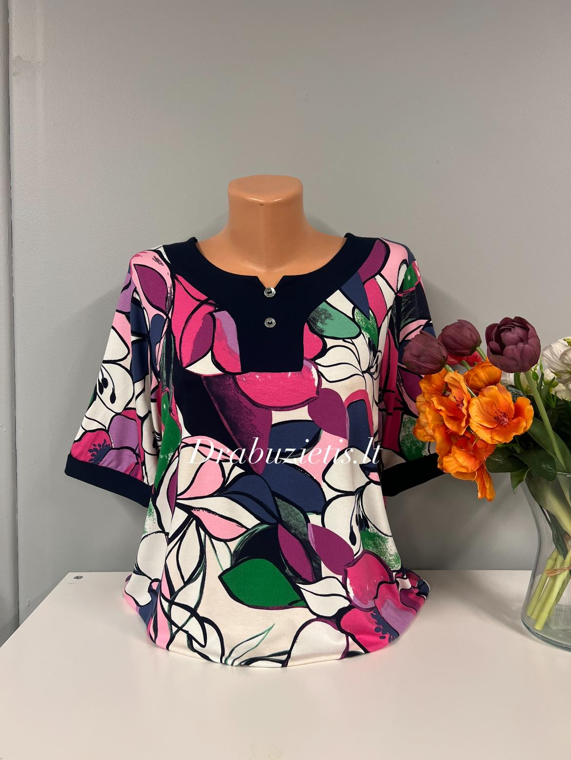 Marga palaidinė 54,56,58,60 d.