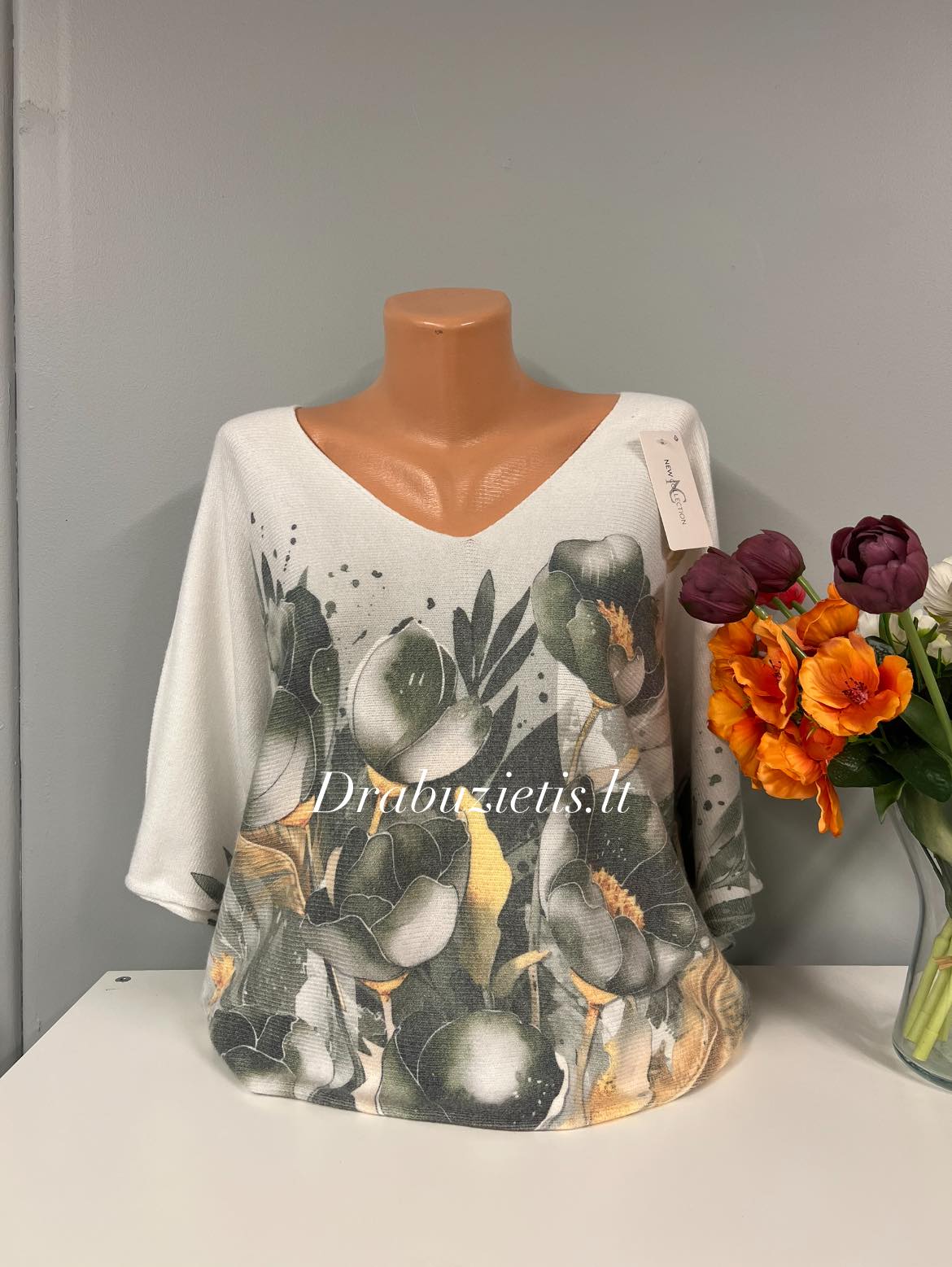 Žalsva gėlėta palaidinė krūtinei iki 120cm