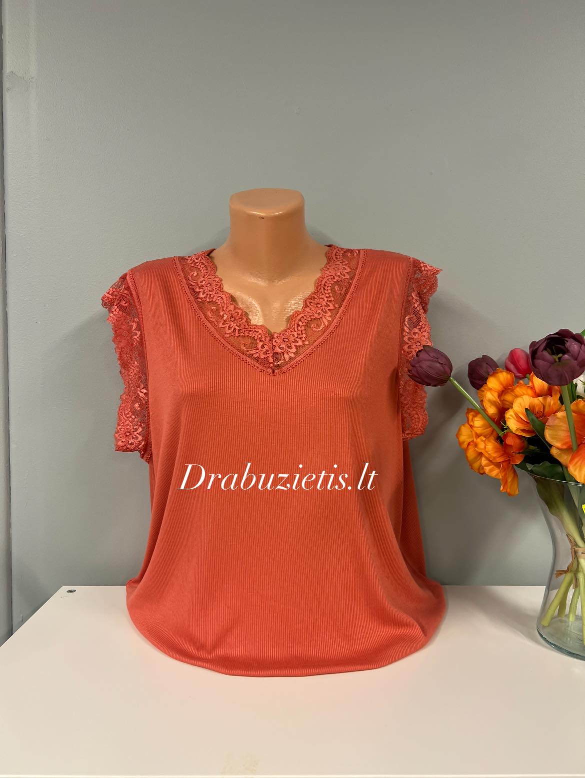 Koralinės spalvos palaidinė krūtinei iki 124cm